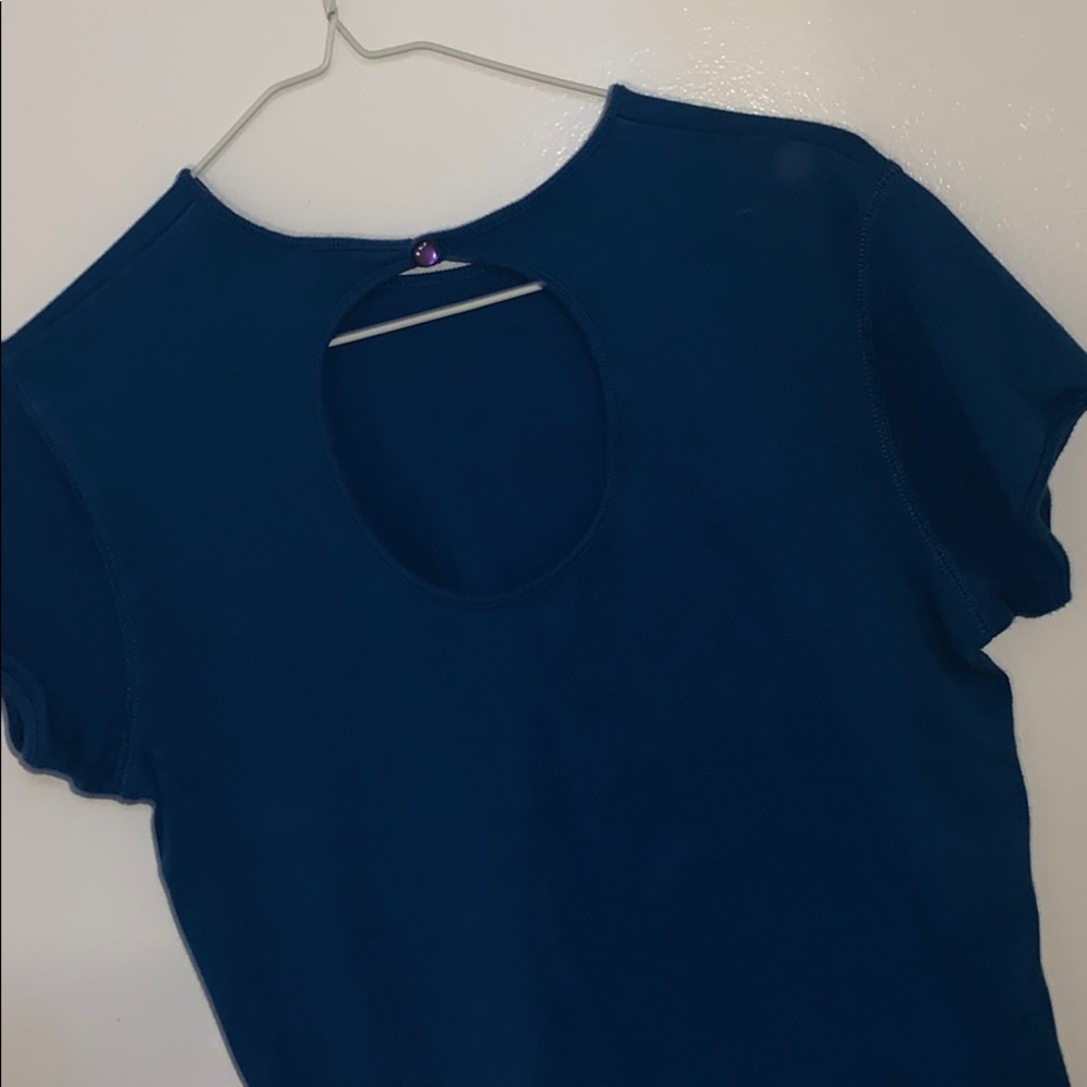 Key-hope back short sleeve top